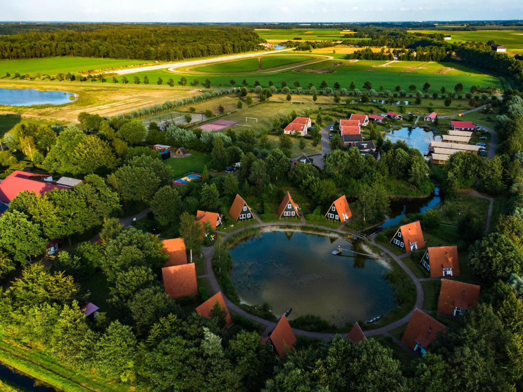 Vakantiepark Eigen Wijze Bant Экстерьер фото